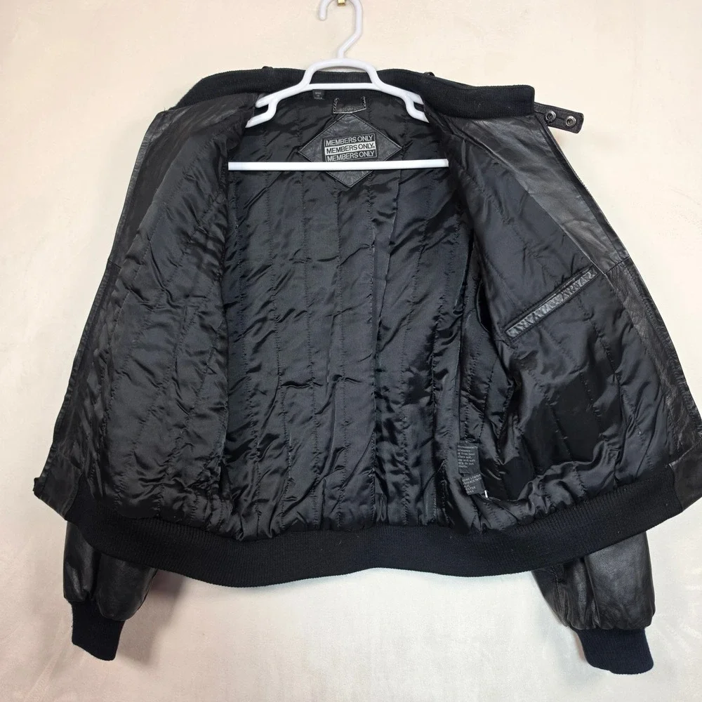Vintage Members Only Leather Bomber Jacket Men's 44 Black 80s 90s  Quilted Racer